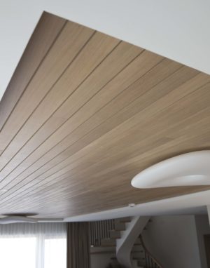 Medinės ąžuolinės deko lubos.