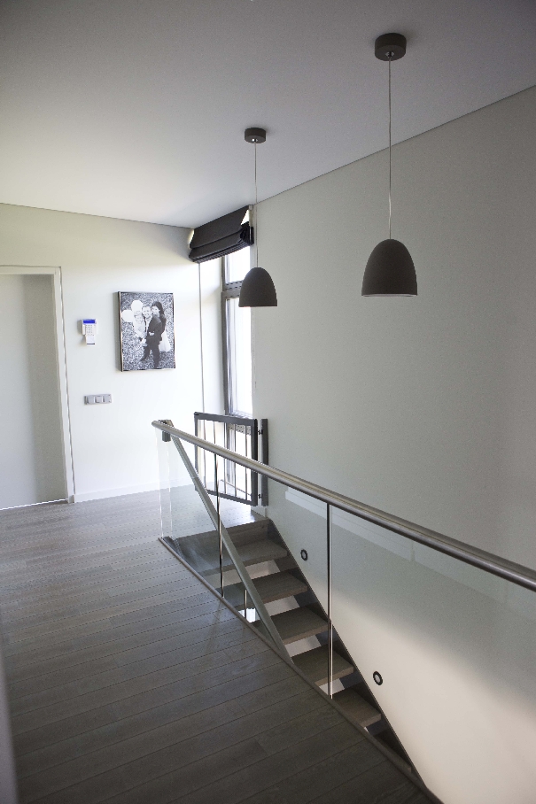 Medinės grindys: ąžuolinės, spalva Skaidriai balta Q-3409.