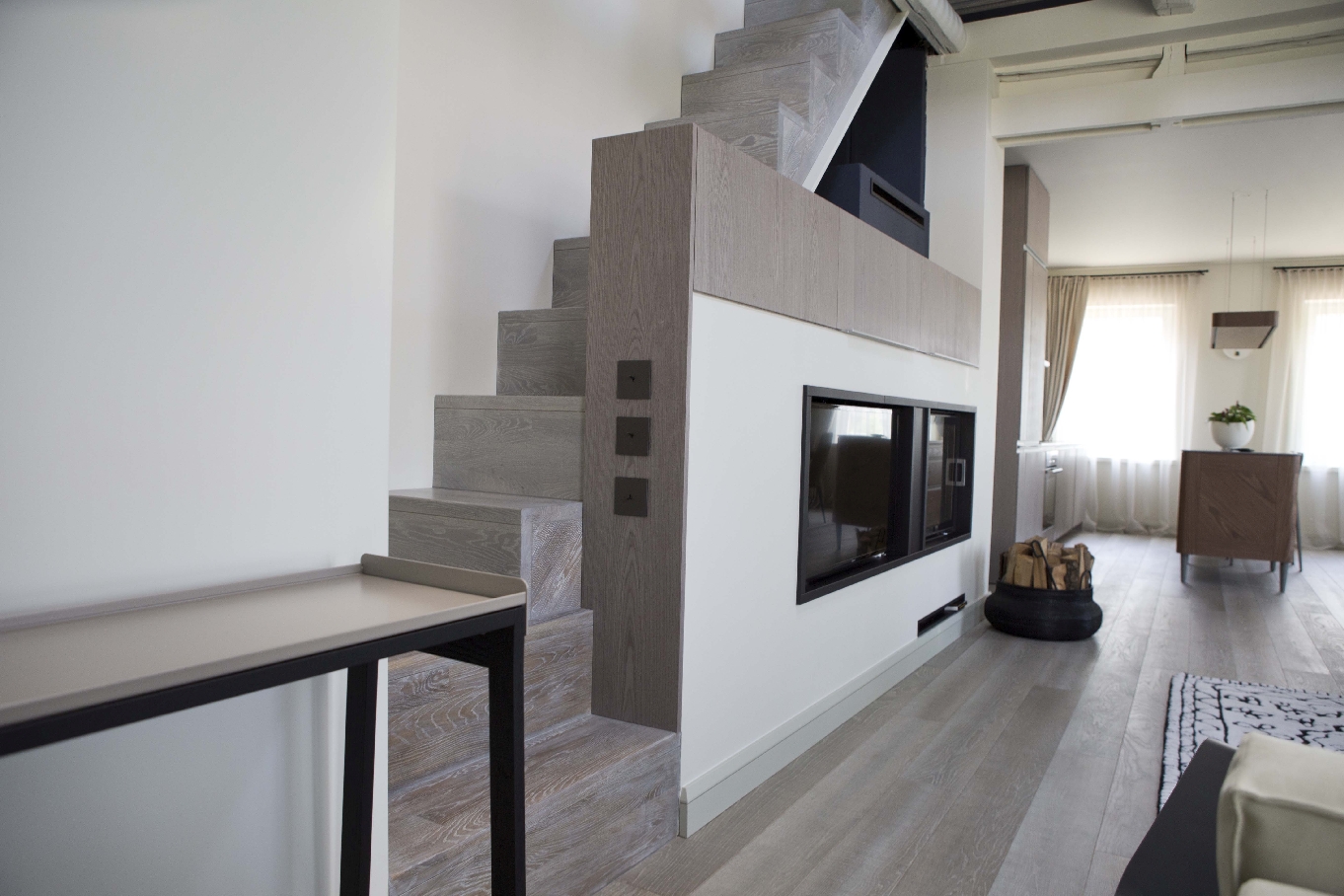 Medinės grindys iš ąžuolo: spalva Balta Q-3408.