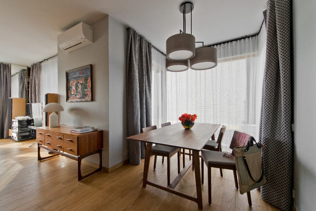 Medinės grindys deko siena skaidriai balta Q-3409 Medžio stilius