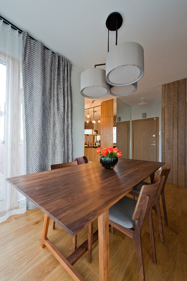 Medinės grindys deko siena skaidriai balta Q-3409 Medžio stilius