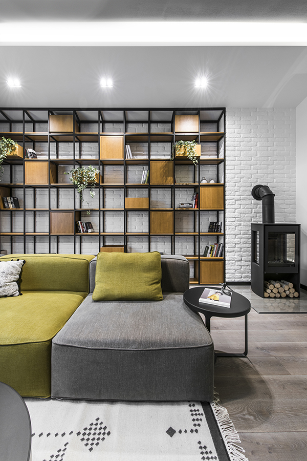 Medinės grindys skaidriai balta Q-3409 Medžio stilius ąžuolinės grindys