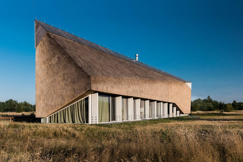 Medinės grindys SKaidriai balta Q-3408 Medžio stilius