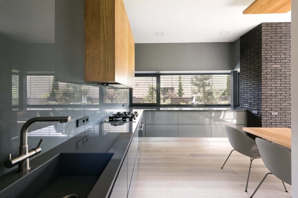 Medinės grindys iš ąžuolo: spalva Nordic N-3408.