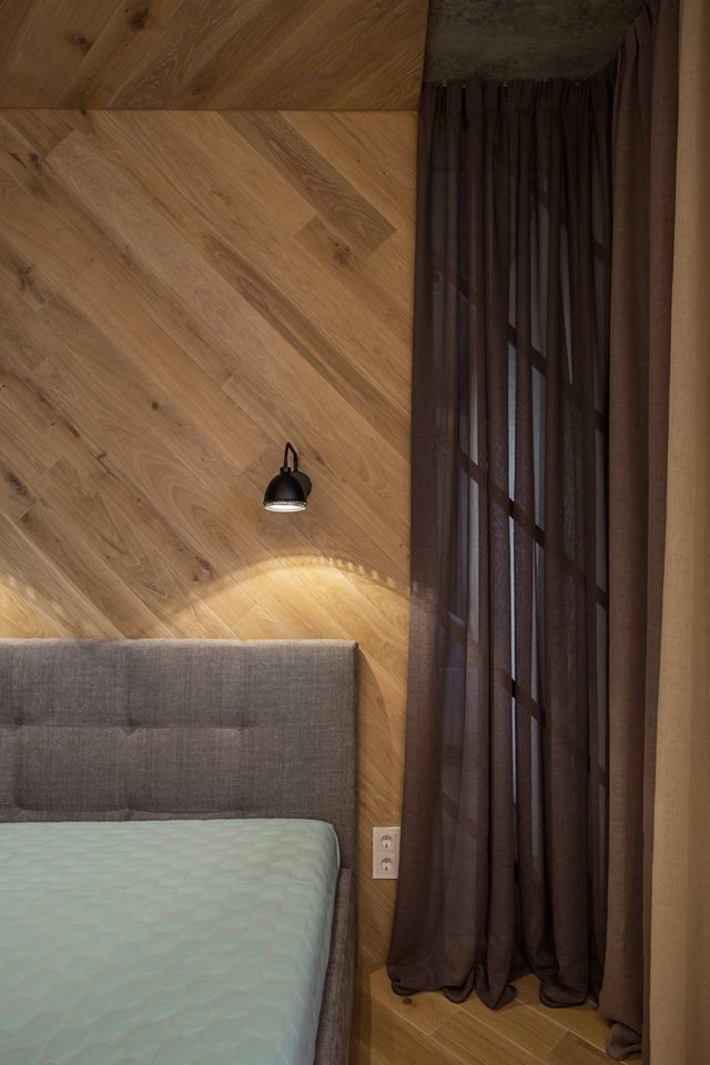 Medinės ąžuolinės grindys, medinė deko siena: Skaidriai balta 3409 Medžio stilius