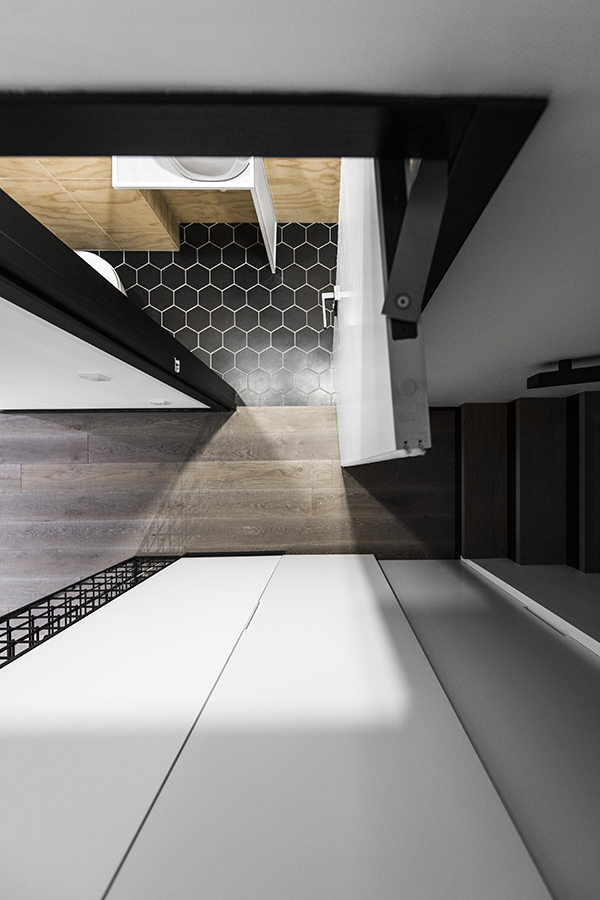 Medinės grindys skaidriai balta Q-3409 Medžio stilius ąžuolinės grindys