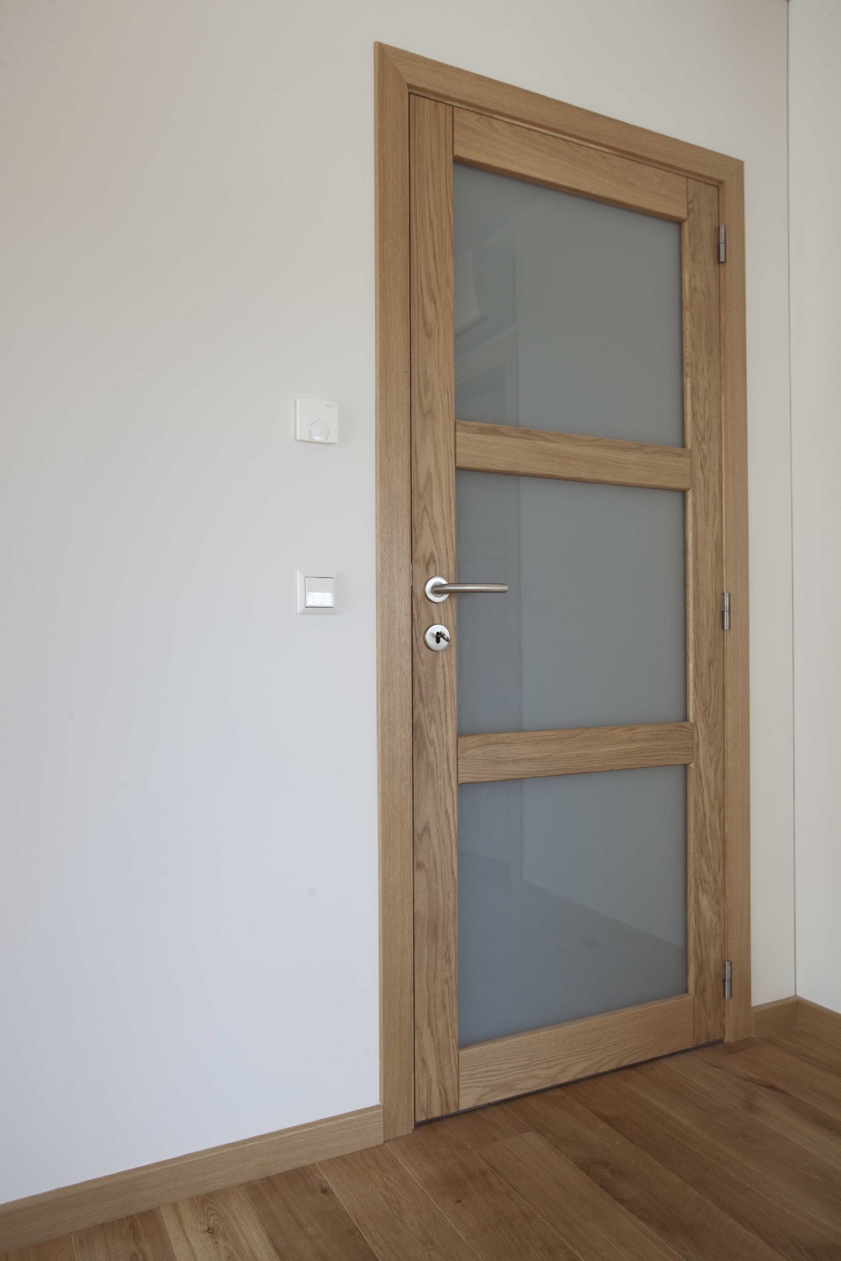 Medinės durys ąžuolinės modelis D3F3S Bespalvė alyva 3305 Medžio stilius