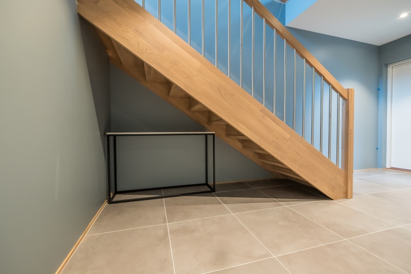 Mediniai laiptai: I forma, spalva Kriaušė 3418.