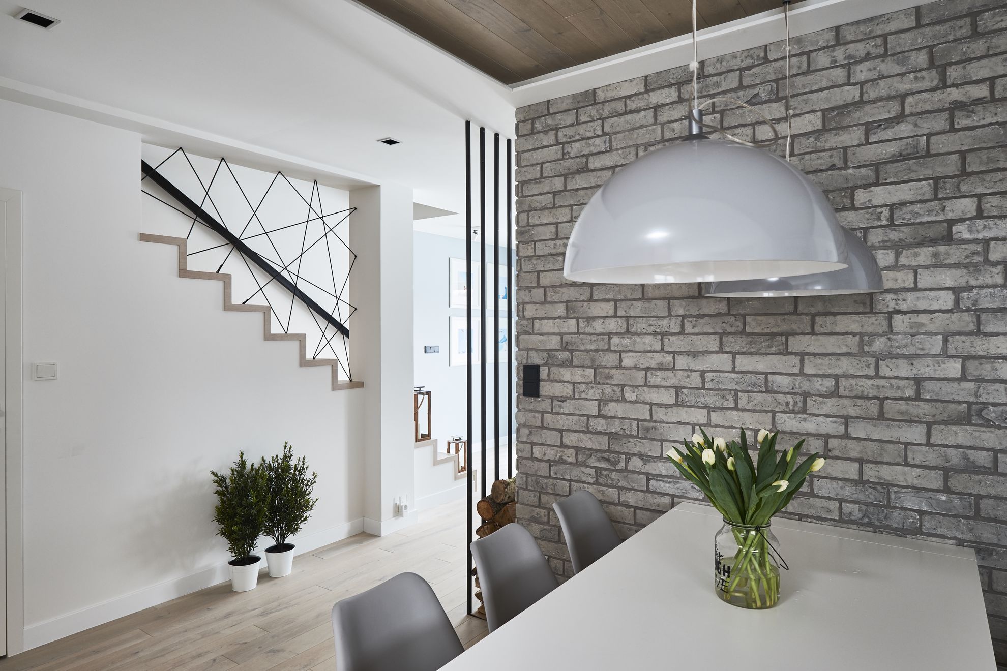 Medinės grindys Mediniai laiptai I forma Nordic N-3408 Medžio stilius