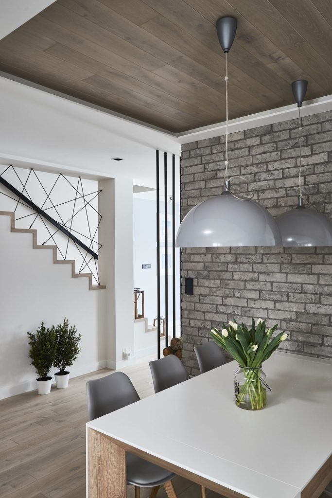 Medinės grindys Mediniai laiptai I forma Nordic N-3408 Medžio stilius