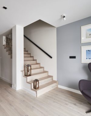 Medinės grindys Mediniai laiptai I forma Nordic N-3408 Medžio stilius