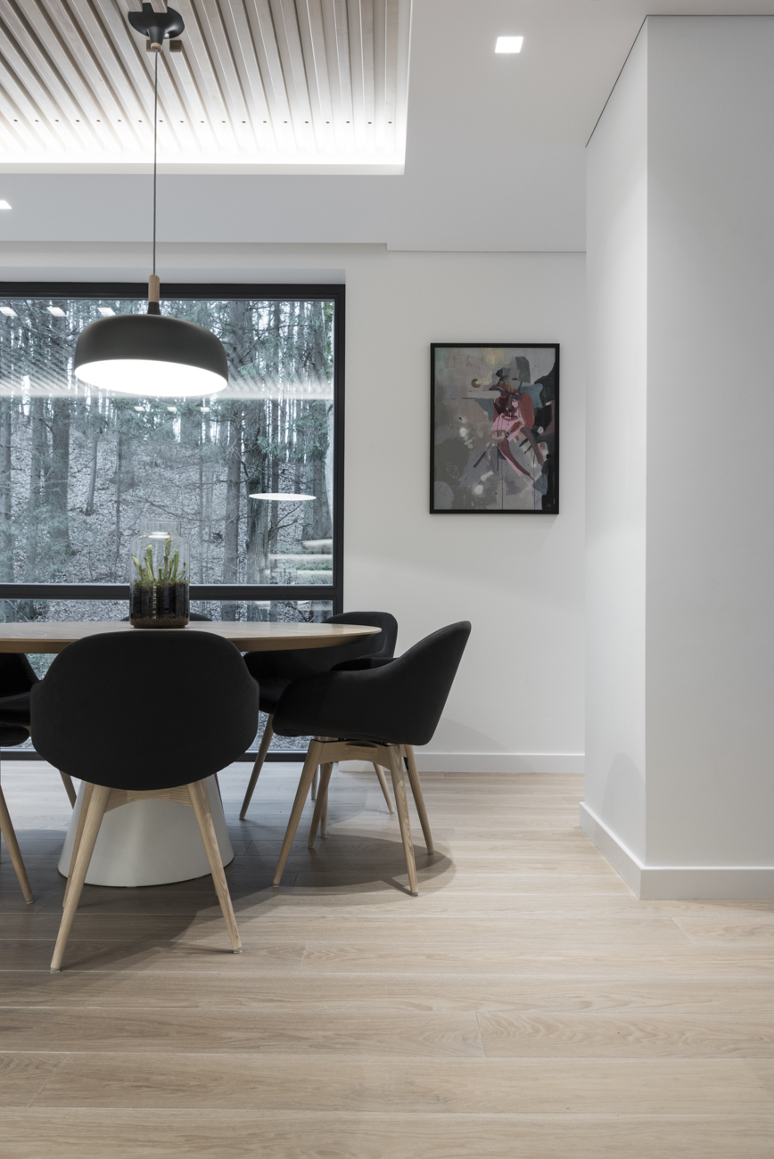 Medinės grindys mediniai laiptai U forma Balta 3408 Medžio stilius