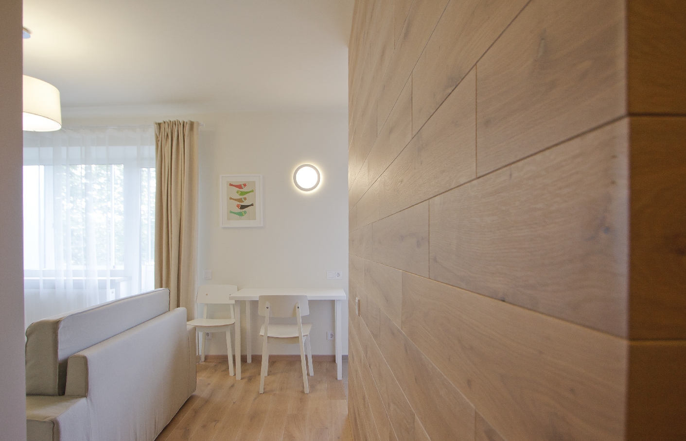 Medinė ąžuolinė deko siena: spalva Skaidriai balta 3409.