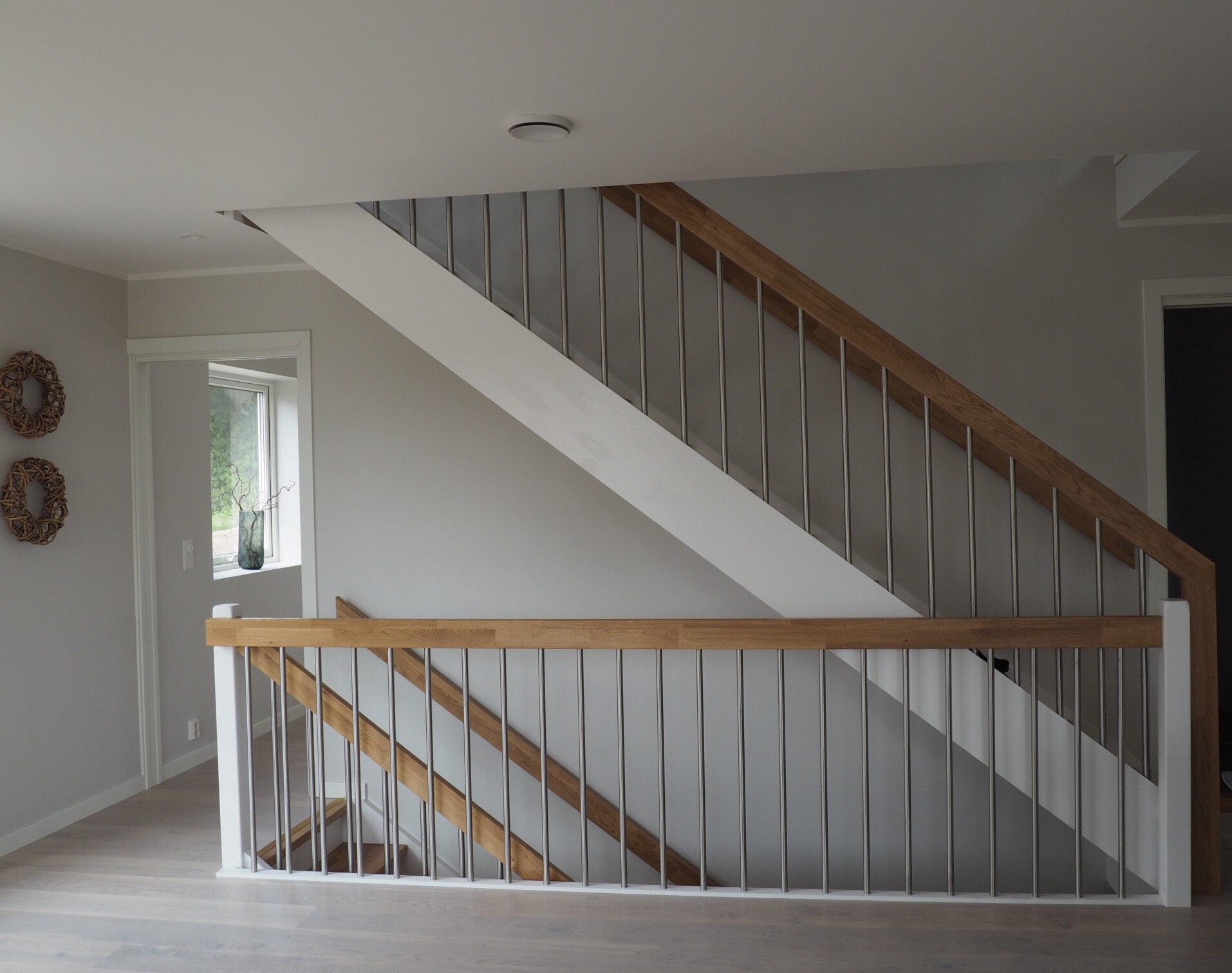 Mediniai ąžuoliniai laiptai I forma Bespalvė alyva 3305 Medžio stilius