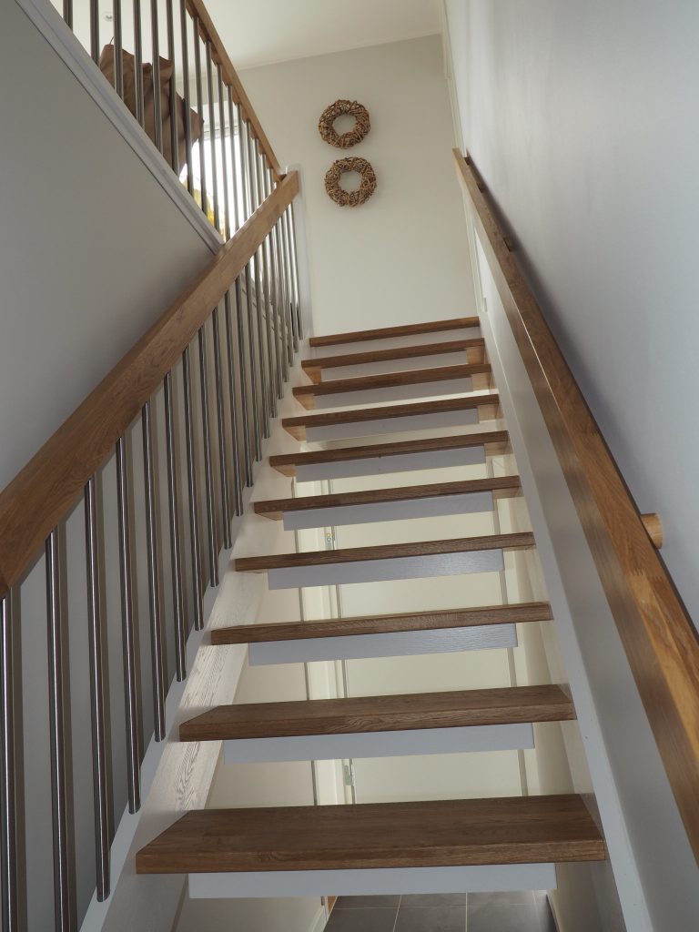 Mediniai ąžuoliniai laiptai I forma Bespalvė alyva 3305 Medžio stilius