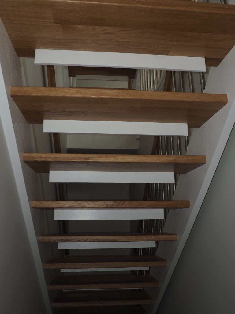 Mediniai ąžuoliniai laiptai I forma Bespalvė alyva 3305 Medžio stilius