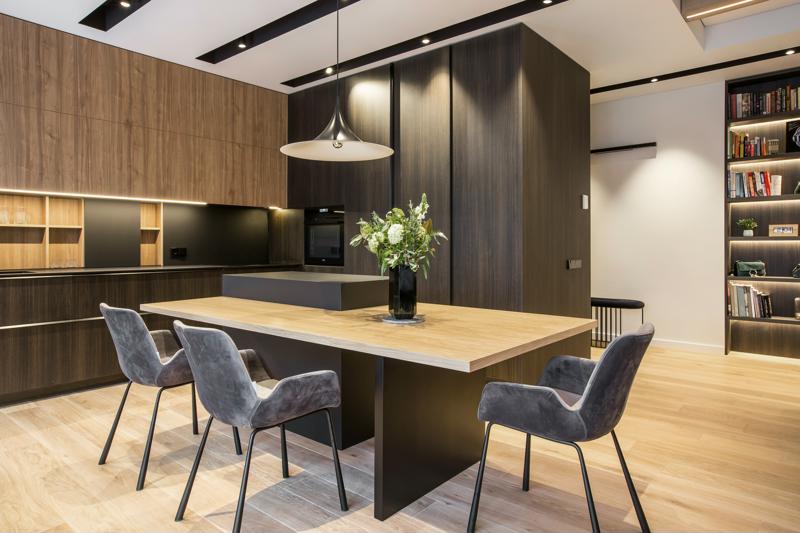 Medinės ąžuolinės grindys: Skaidriai balta 3409.