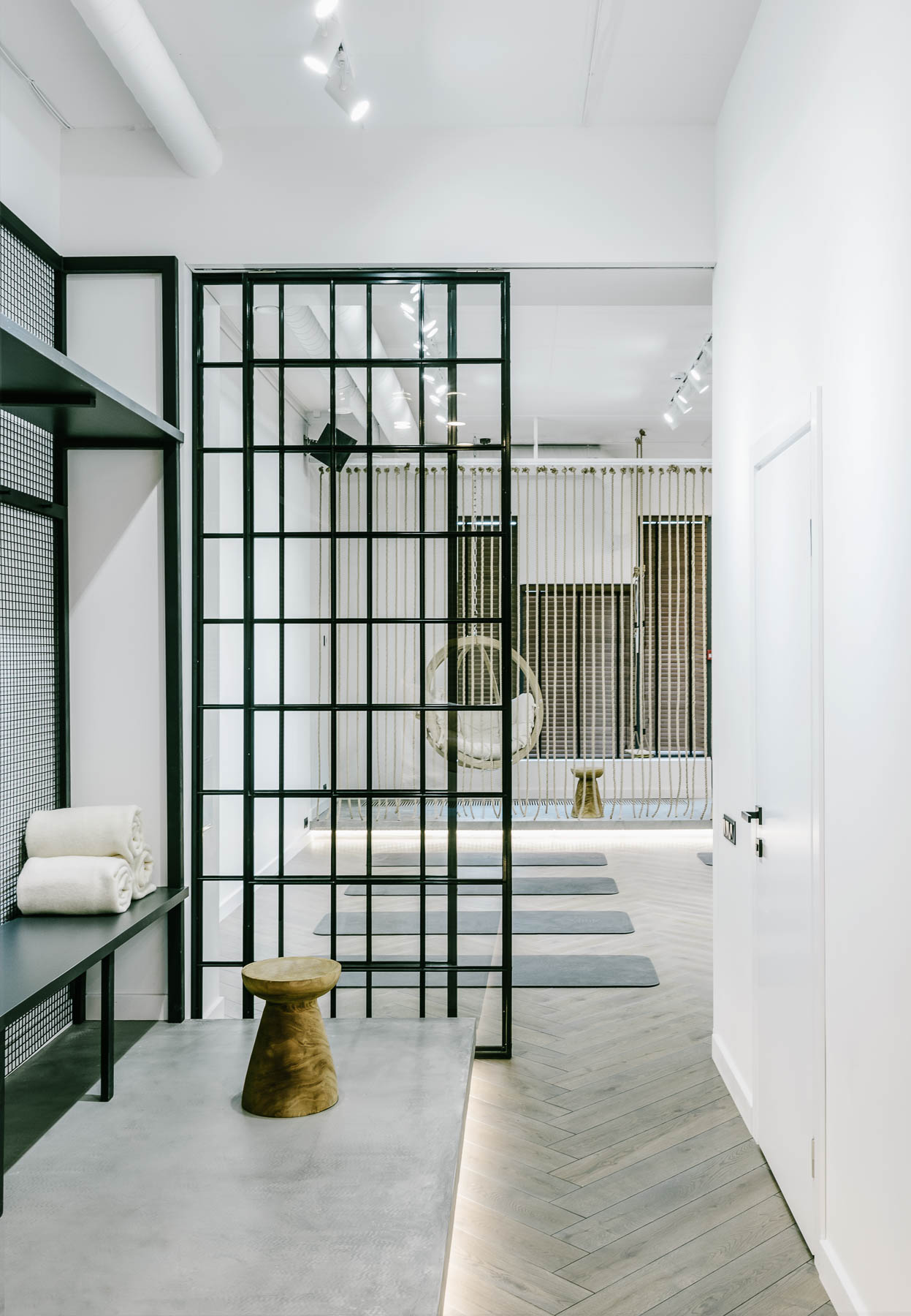 Medinės grindys: spalva Pilka Basalt 3474 Medžio stilius