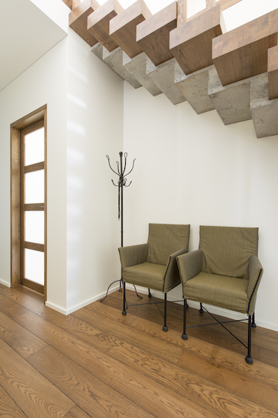 Medinės grindys: ąžuolinės, spalva Riešutas 3481.