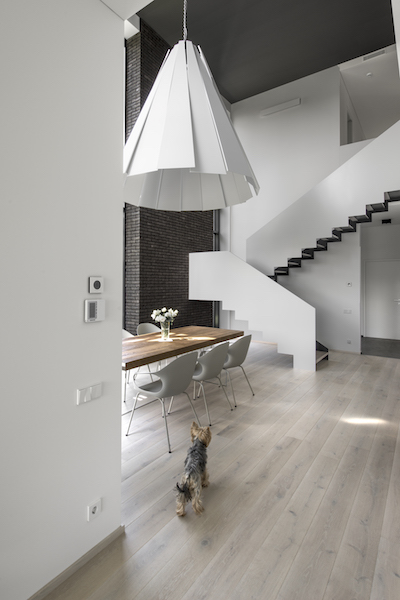 Medinės grindys iš ąžuolo: spalva Nordic N-3408.