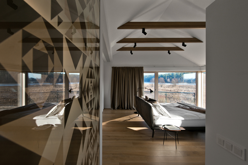 Medinės ąžuolinės grindys Skaidriai balta 3409 Medžio stilius