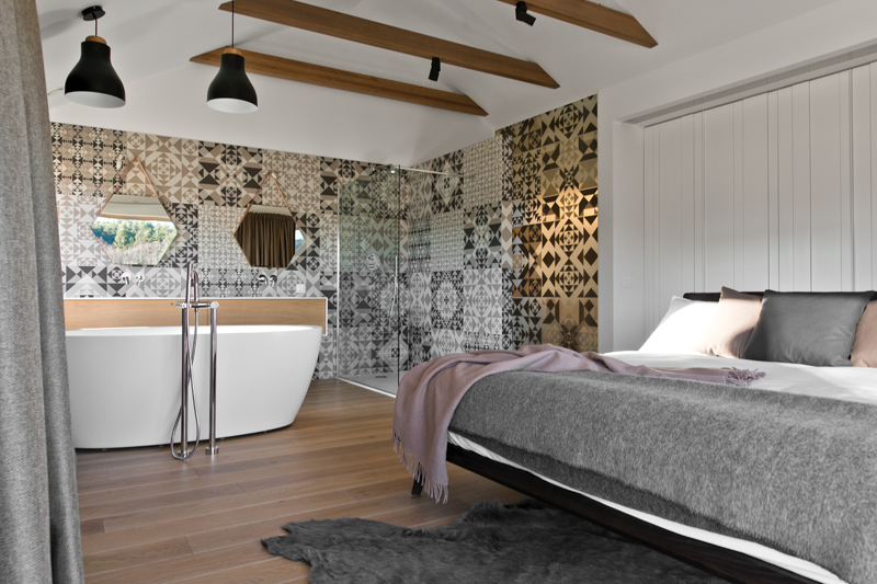 Medinės ąžuolinės grindys Skaidriai balta 3409 Medžio stilius