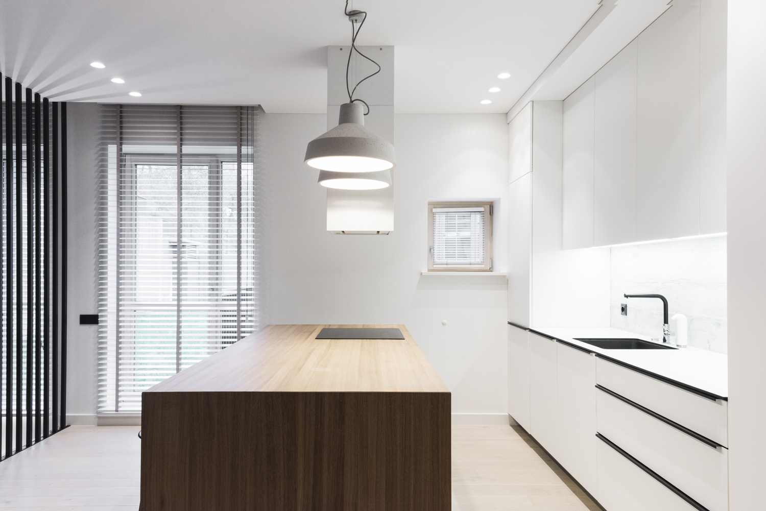 Medinės ąžuolinės grindys: spalva Nordic N-3408.