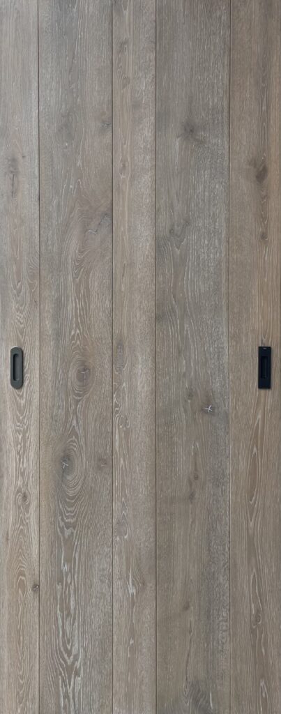 Medinės vidaus durys