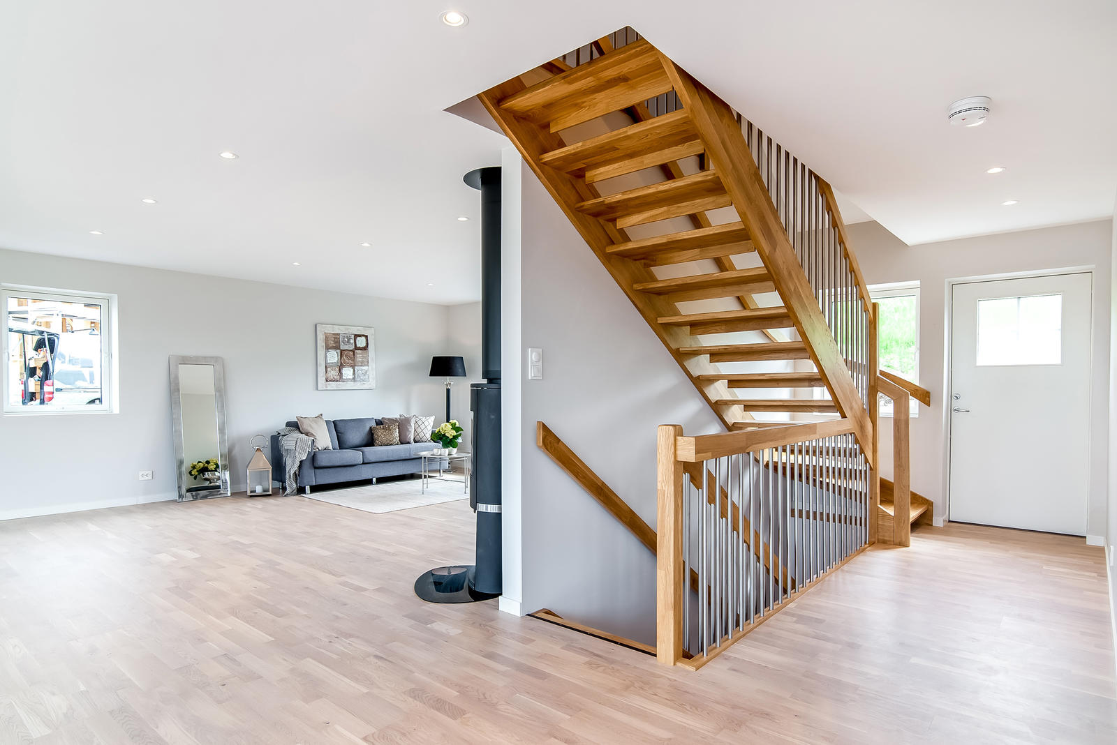 mediniai ąžuolo masyvo laiptai I forma Bespalvė alyva 3305 Medžio stilius