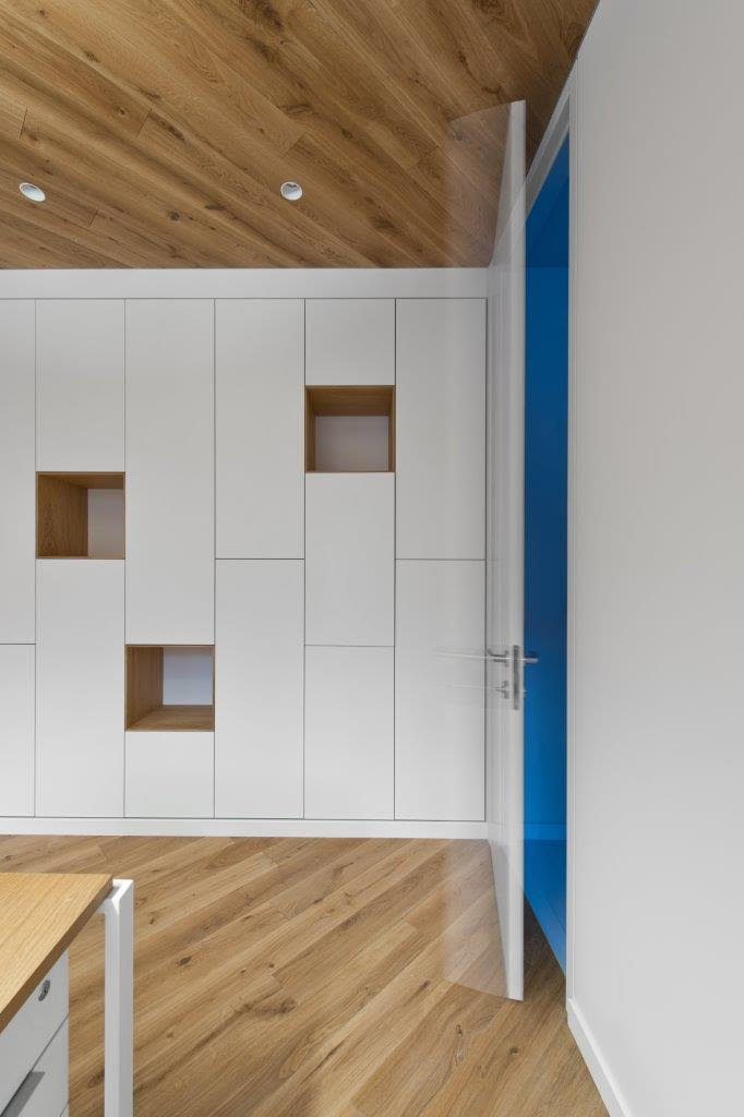 Medinės grindys ąžuolinės Bespalvė alyva 3305 Medžio stilius