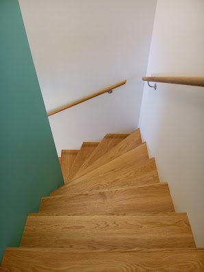 Mediniai laiptai U forma Besplavė alyva 3305 Medžio stilius