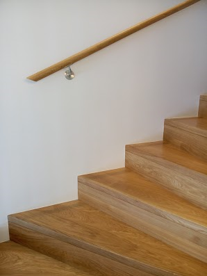 Ąžuoliniai masyvo laiptai: U forma, Bespalvė alyva 3305.