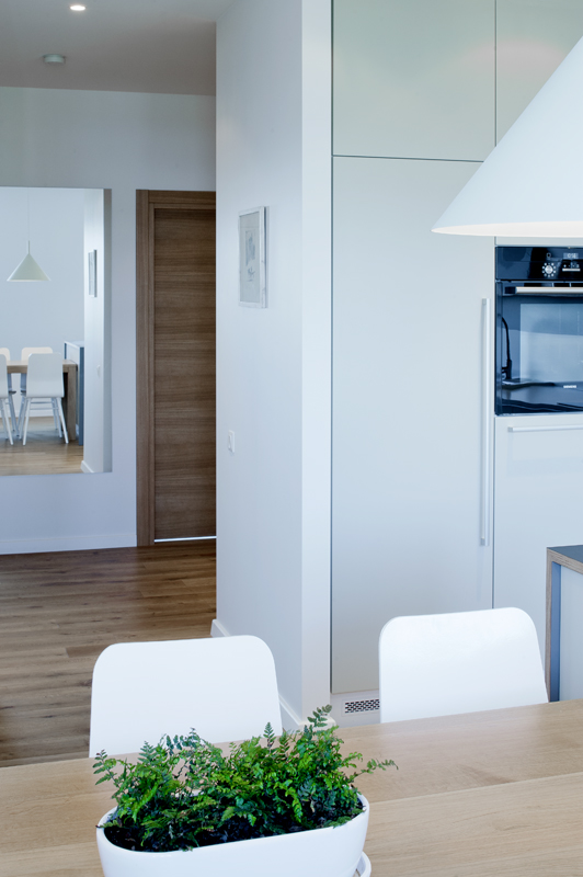 Medinės grindys ąžuolinės Bespalvė alyva 3305 Medžio stilius