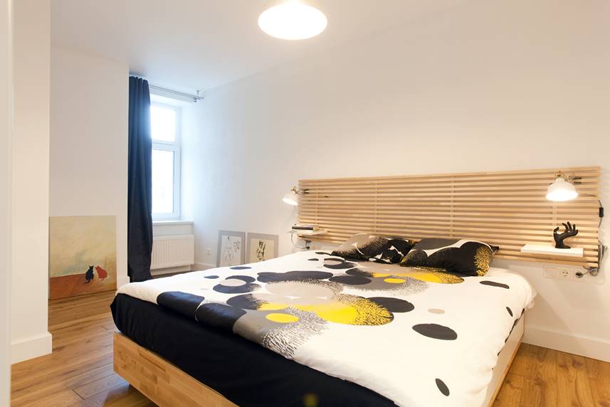 Medinės ąžuolinės grindys: Bespalvė alyva 3305.