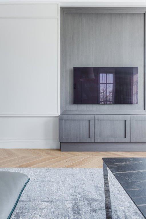 3409 skaidriai balta medines grindys 45 eglute Medzio stilius