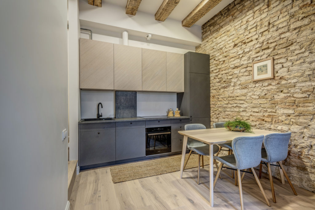 Medines grindys Ivory E-2410 Medzio stilius