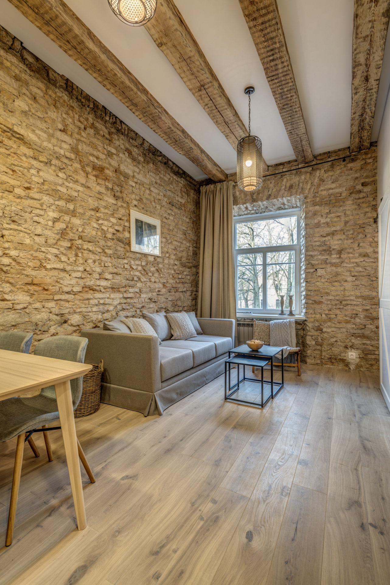 Medines grindys Ivory E-2410 Medzio stilius