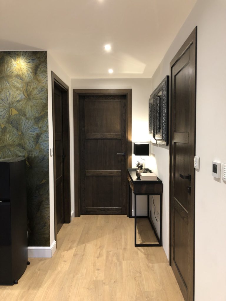 D3F 3490 Juodmedis Medzio stilius medines durys