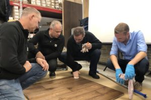 Medzio stilius meistrai mokymai Saicos Stauf medines grindys durys laiptai