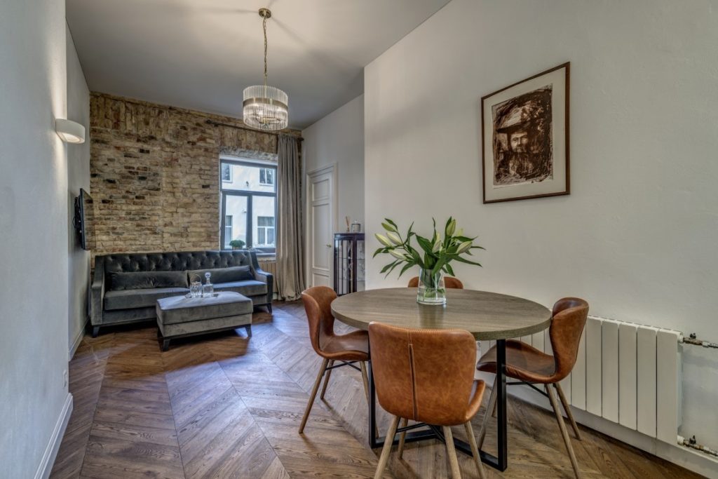 medines grindys eglute 3481 riesutas rustikas Medzio stilius