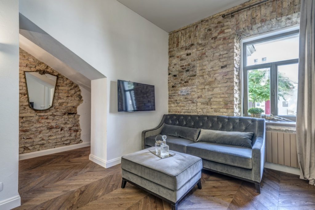 medines grindys eglute 3481 riesutas rustikas Medzio stilius