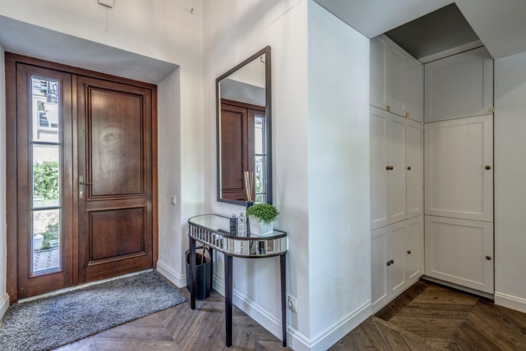 medines grindys eglute 3481 riesutas rustikas Medzio stilius