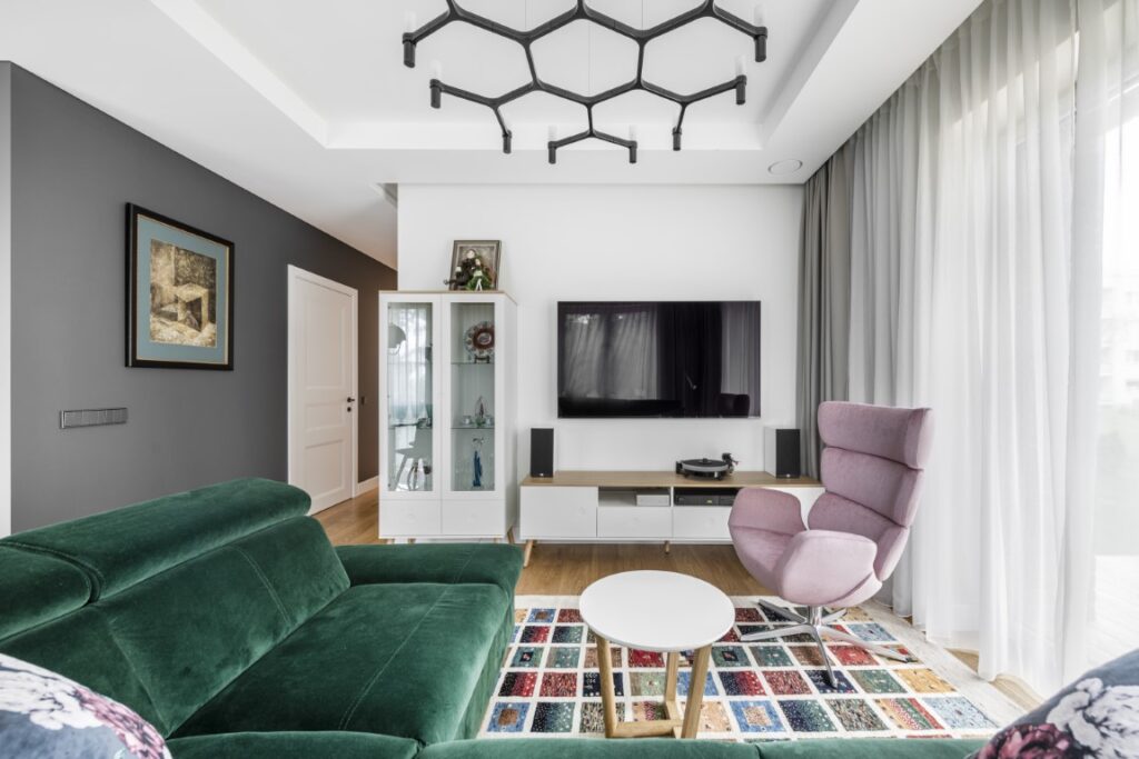 Medines grindys 3305 Bespalve alyva. Medzio stilius