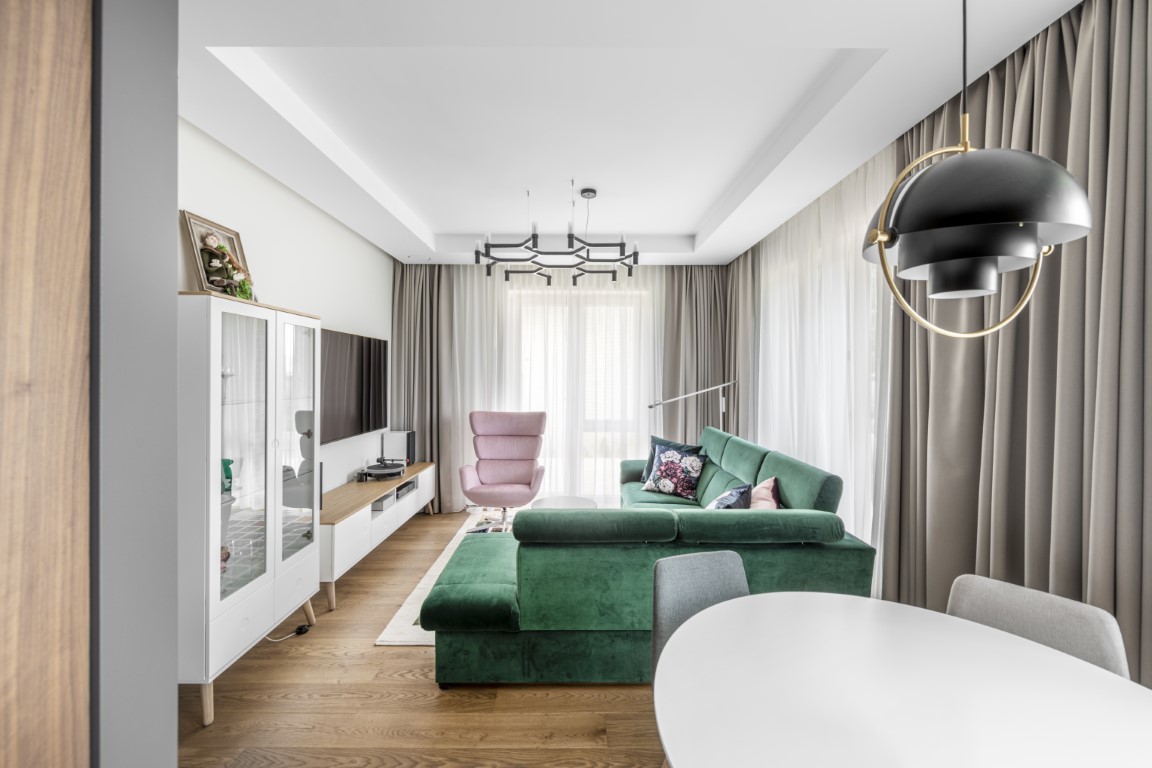 Medines grindys 3305 Bespalve alyva. Medzio stilius