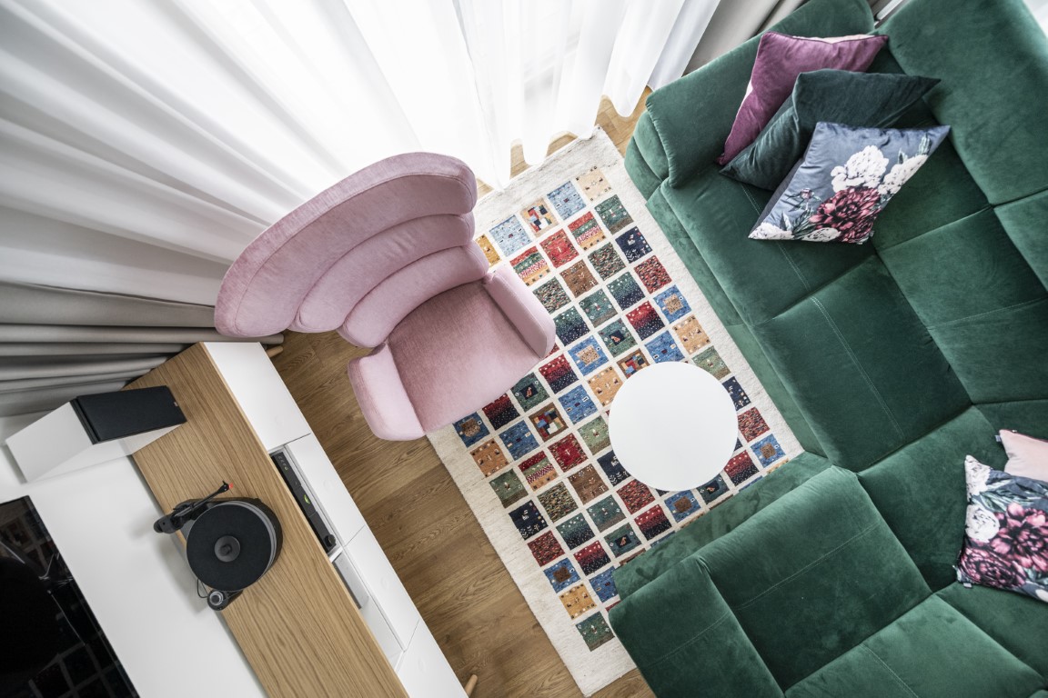 Medines grindys 3305 Bespalve alyva. Medzio stilius