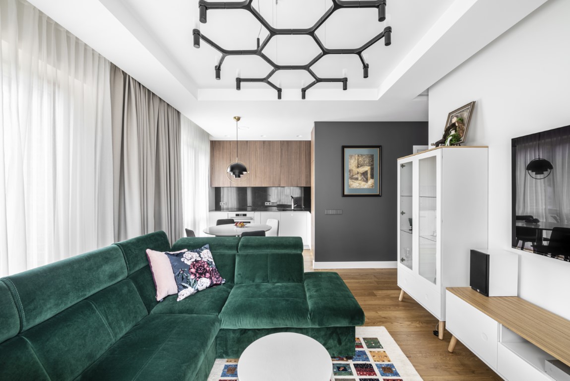 Medines grindys 3305 Bespalve alyva. Medzio stilius