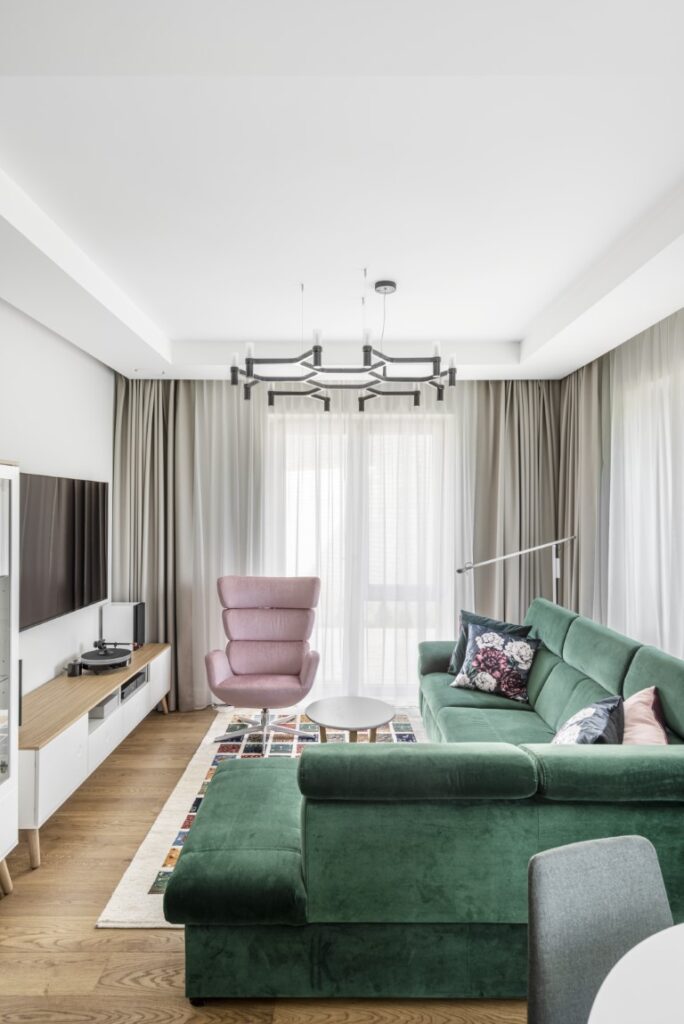 Medines grindys 3305 Bespalve alyva. Medzio stilius