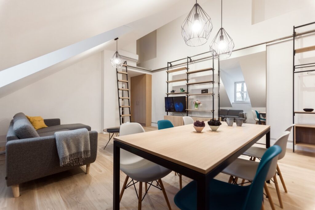 3408 Balta medines grindys Medzio stilius