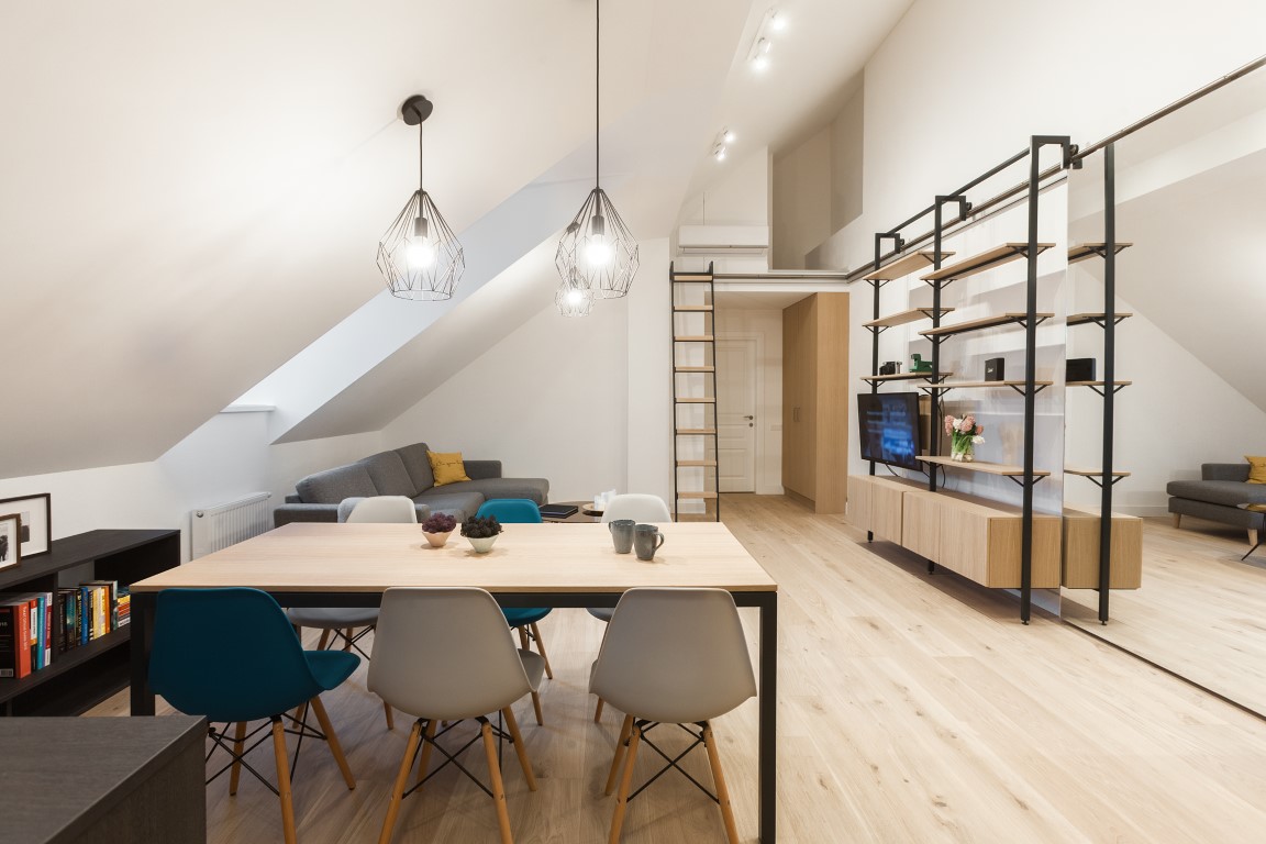 3408 Balta medines grindys Medzio stilius