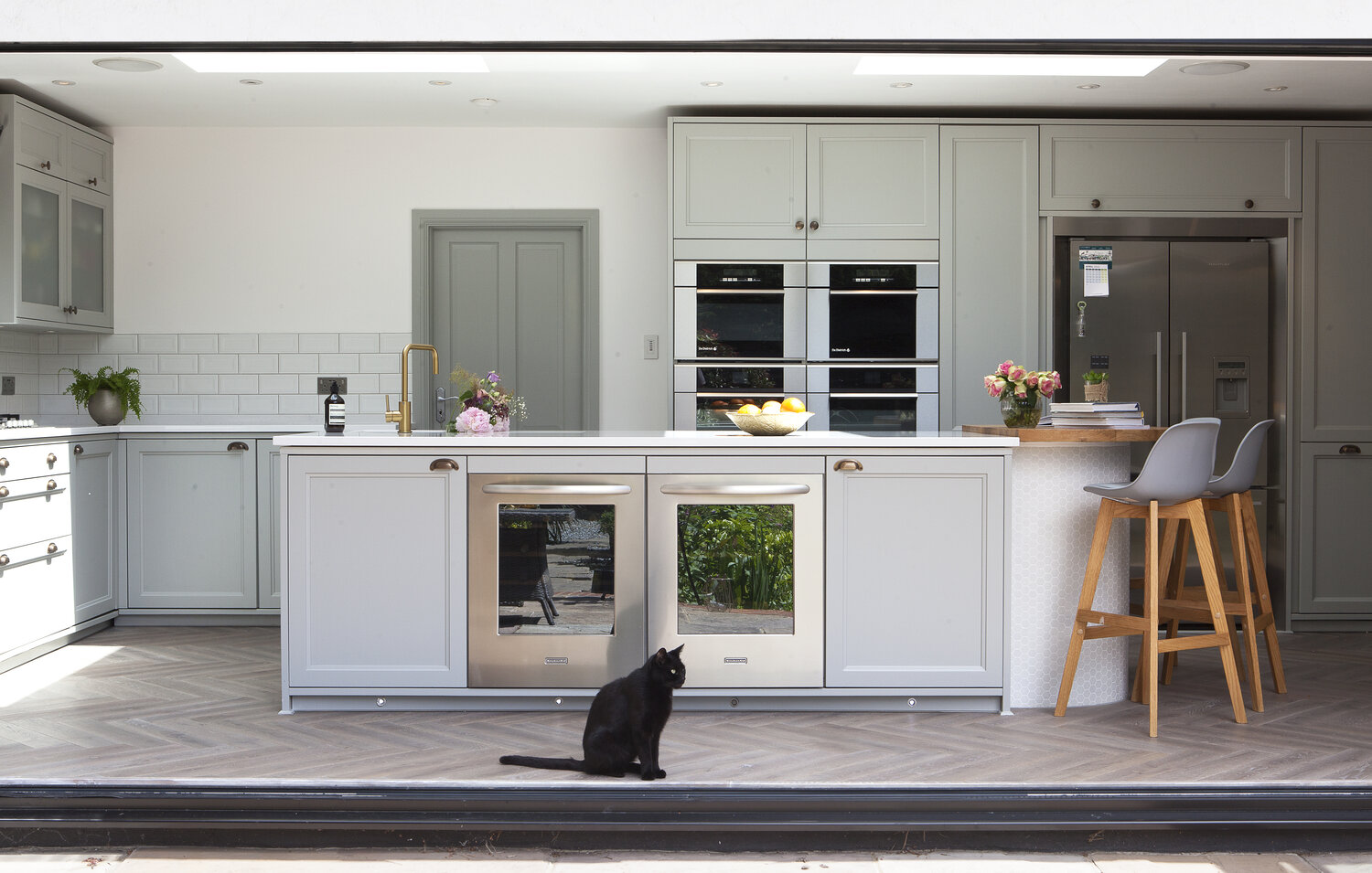 C-3418 kakava medines grindys eglute 90 medzio stilius